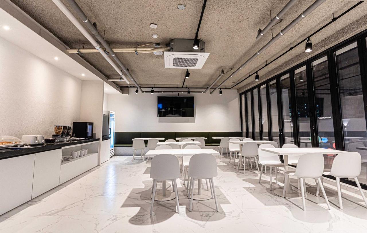 Zam101 Hotel Gimhae Luaran gambar